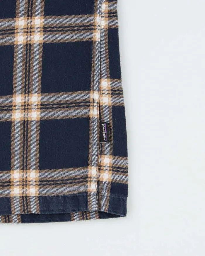 Vintage Patagonia Flannel Shirt - M sold by Rokit product image thumbnail 5