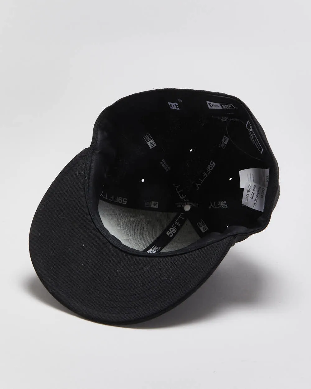 Vintage 00s New Era DC Shoe Co Snapback - 7 1/2 sold by Rokit product image thumbnail 5