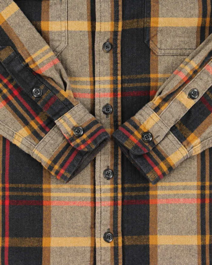 Vintage Orvis Heavyweight Flannel Shirt - S sold by Rokit product image thumbnail 5