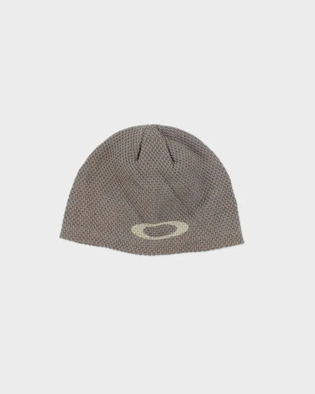 Vintage Y2K 00s Oakley Fleece Lined Skull Cap Beanie - M/L sold by Rokit