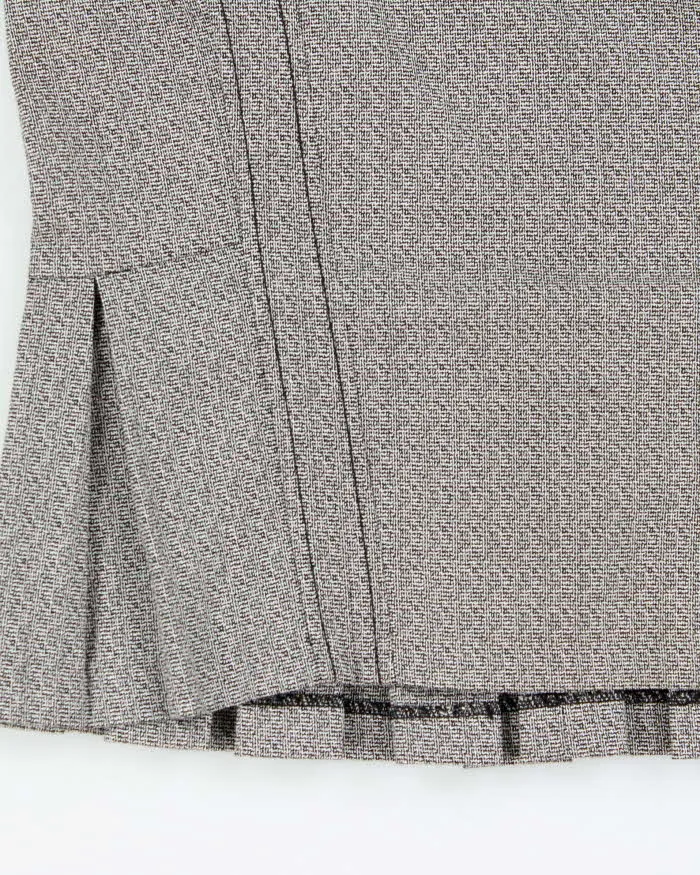 Vintage Y2k 00s XOXO Flare Hem Skirt - S sold by Rokit product image thumbnail 4
