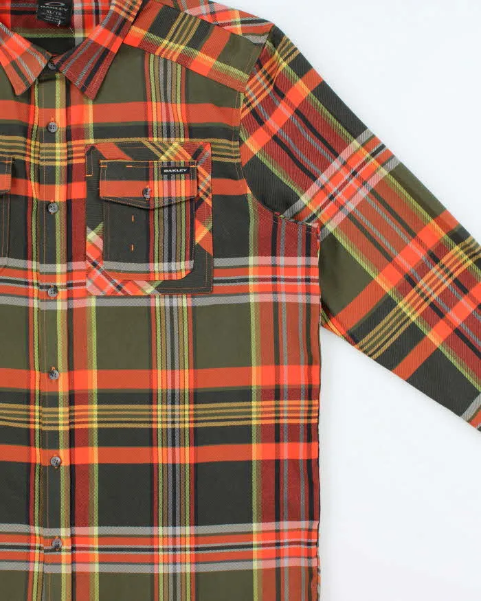Vintage 00s Oakley Lightweight Flannel Shirt - XL sold by Rokit product image thumbnail 3