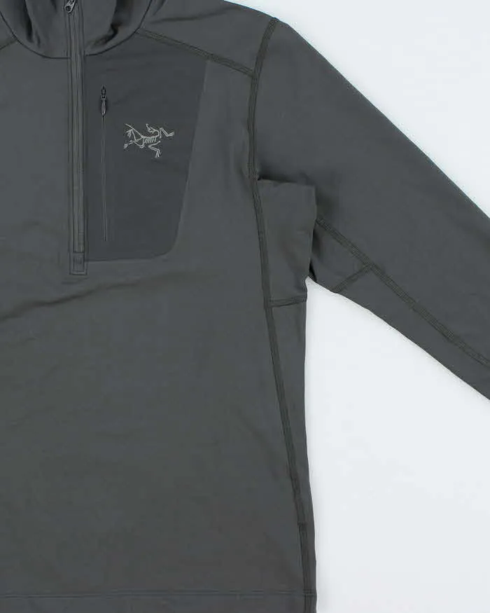 Vintage Arc'teryx Rho LT Soft Shell Quarter-Zip Fleece - S sold by Rokit product image thumbnail 3