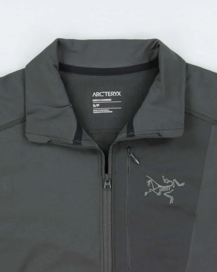 Vintage Arc'teryx Rho LT Soft Shell Quarter-Zip Fleece - S sold by Rokit product image thumbnail 5