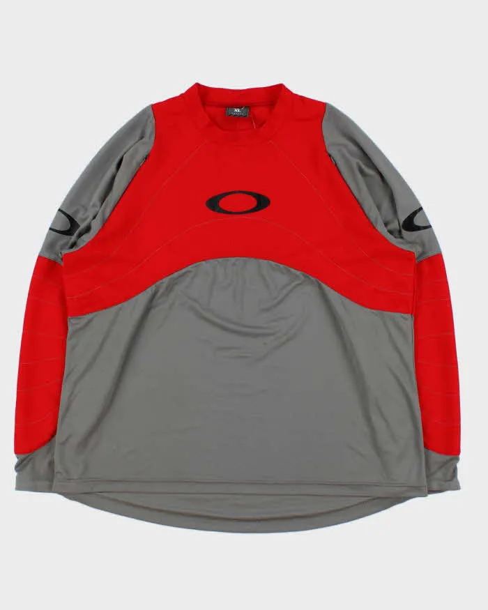 Vintage Y2K 00s Oakley Two-Tone Long Sleeve Active T-Shirt - XL sold by Rokit