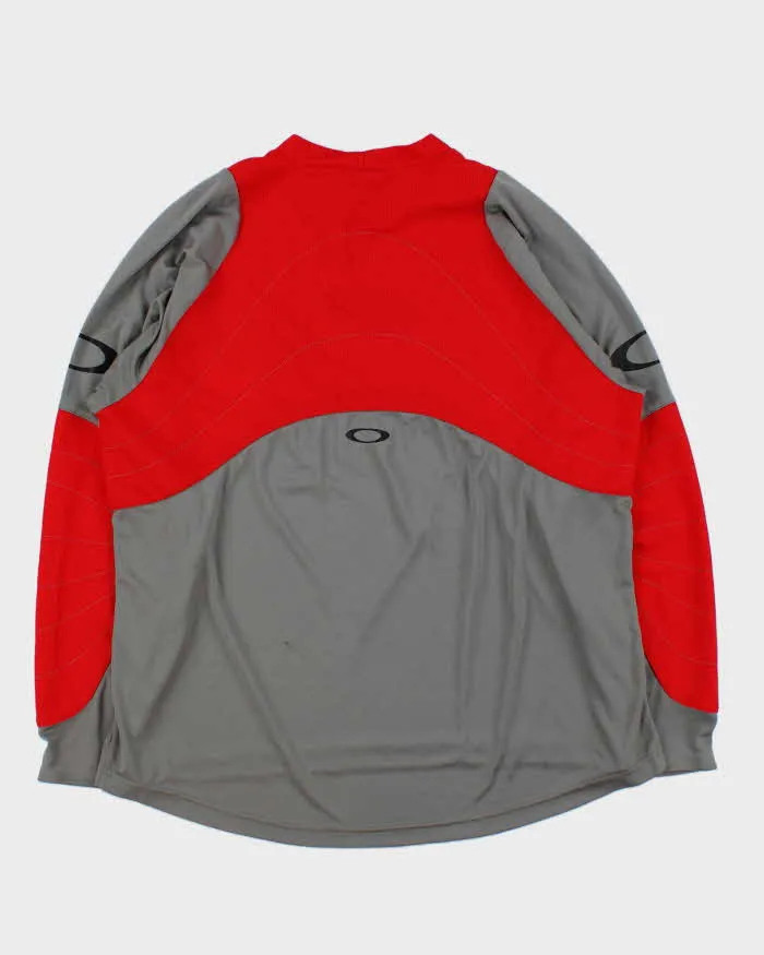 Vintage Y2K 00s Oakley Two-Tone Long Sleeve Active T-Shirt - XL sold by Rokit product image thumbnail 2