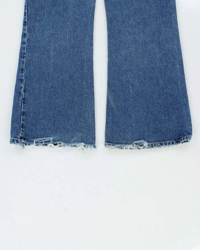 Vintage 1990s Mudd Mid Rise Women's Denim Flared Jeans - W30 L31 sold by Rokit product image thumbnail 5