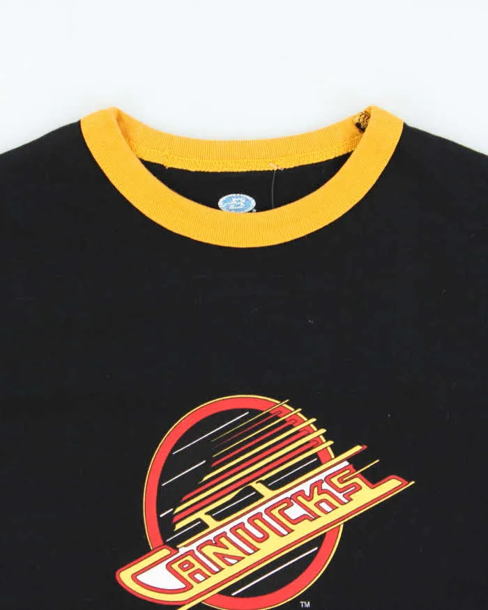 Vintage Y2K 00s Bulletin Vancouver Canucks NHL Crewneck Ringer T-Shirt - S sold by Rokit product image thumbnail 5