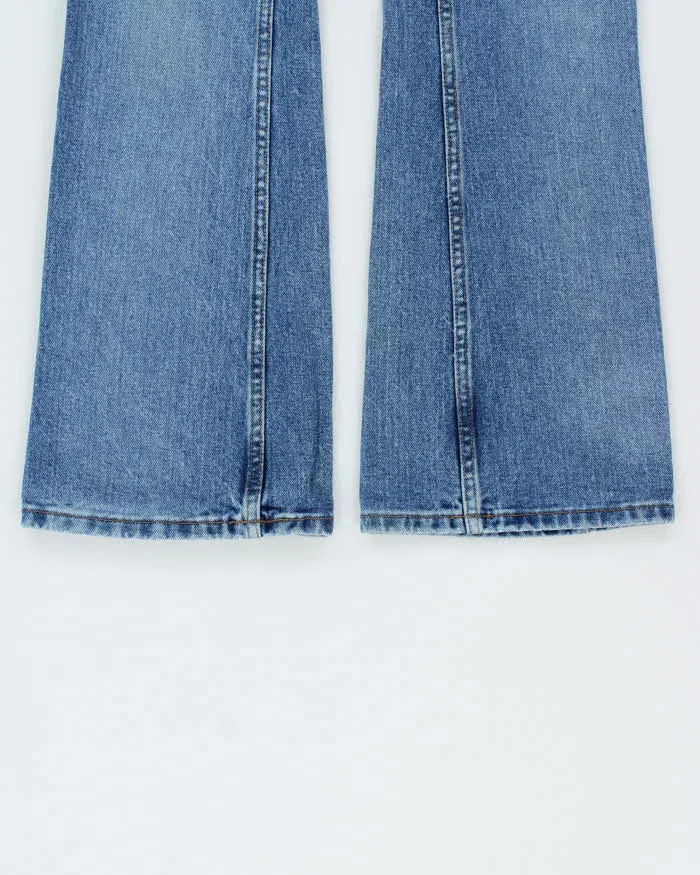 Vintage 1990s L.E.I Low Rise Women's Denim Flared Jeans - W28 L32 sold by Rokit product image thumbnail 5