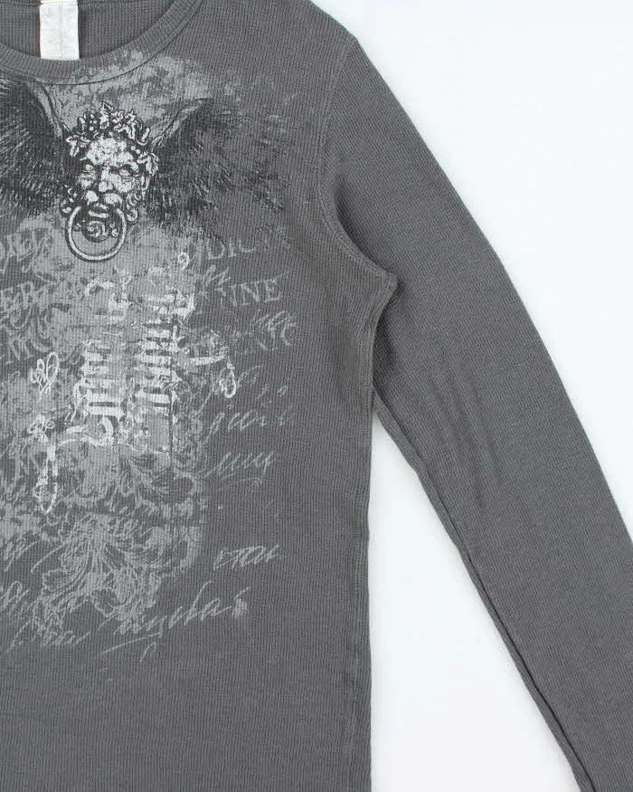 Vintage Y2K 00s Gothic Long Sleeve Waffle T-Shirt - XL sold by Rokit product image thumbnail 3