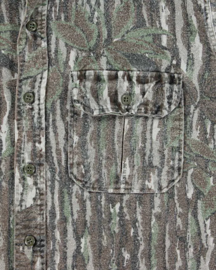 Vintage 90's Cabelas Heavyweight Realtree Camouflage Long Sleeved Shirt - XL sold by Rokit product image thumbnail 4
