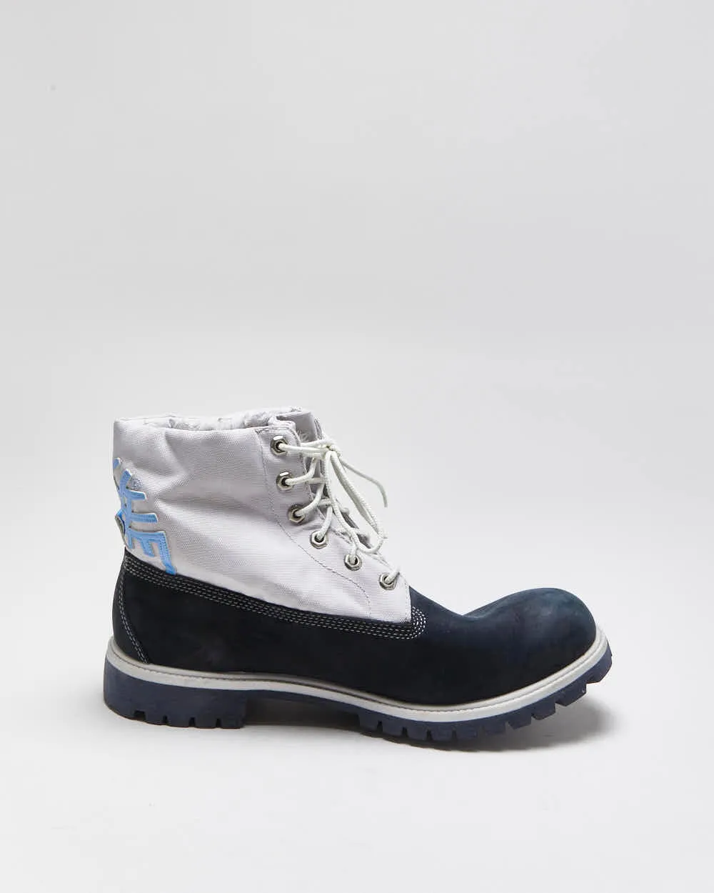 Vintage Y2K 00s Timberland Nubuck Roll Down Ankle Boots - UK12 sold by Rokit product image thumbnail 2