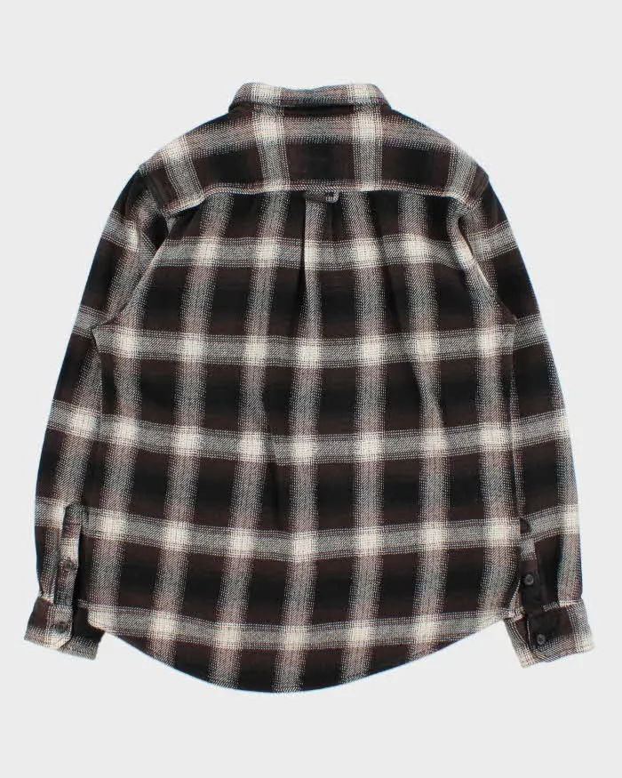 Vintage Orvis Heavyweight Flannel Shirt - L sold by Rokit product image thumbnail 2