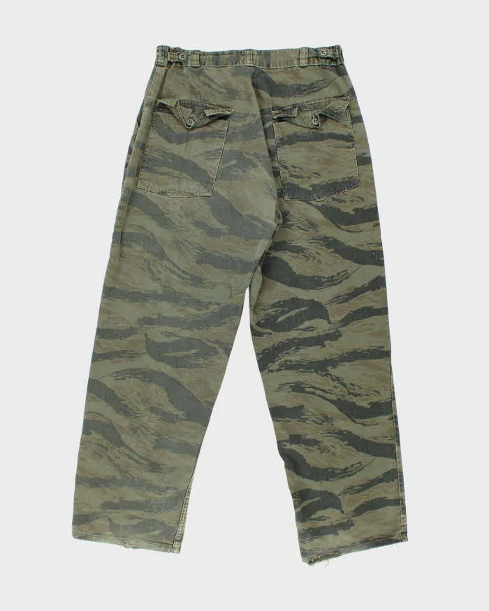 Vintage 1980s US Military Tiger Stripe Camo Wide Leg Cargo Combat Trousers - W32 L30 sold by Rokit product image thumbnail 2