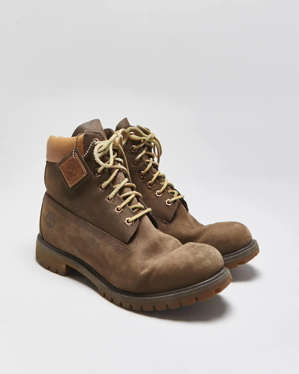 Vintage Y2K 00s Timberland Primaloft Nubuck Premium 6 Inch Ankle Boots - UK9.5 sold by Rokit