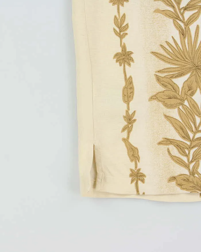 Vintage Y2K 00s Tommy Bahama Silk Floral Short Sleeve Hawaiian Shirt - L sold by Rokit product image thumbnail 4