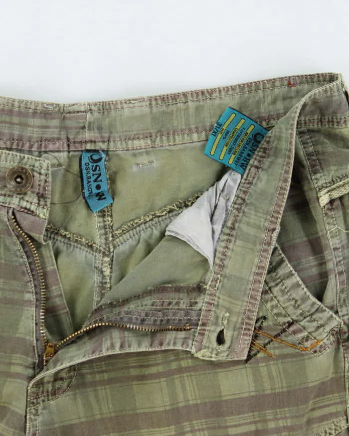 Vintage Y2K 00s SN.BW Khaki Plaid Canvas Cargo Shorts - W32 sold by Rokit product image thumbnail 5