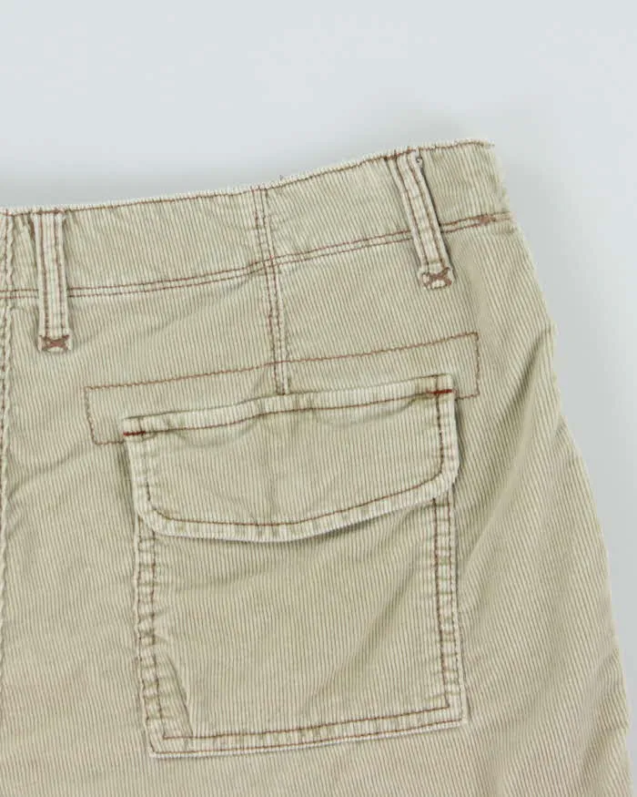 Vintage Y2K 00s Tommy Bahama Baggy Fit Tan Corduroy Cargo Shorts - W36 sold by Rokit product image thumbnail 4