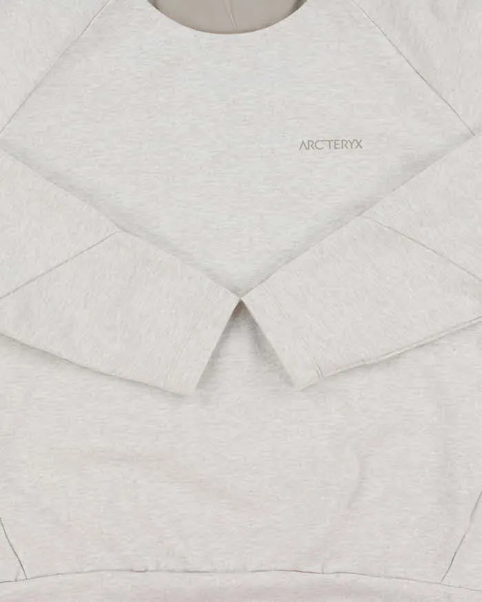 Vintage Arc'teryx Orla Marl Grey Women's Crewneck Technical Sweatshirt - XS sold by Rokit product image thumbnail 4