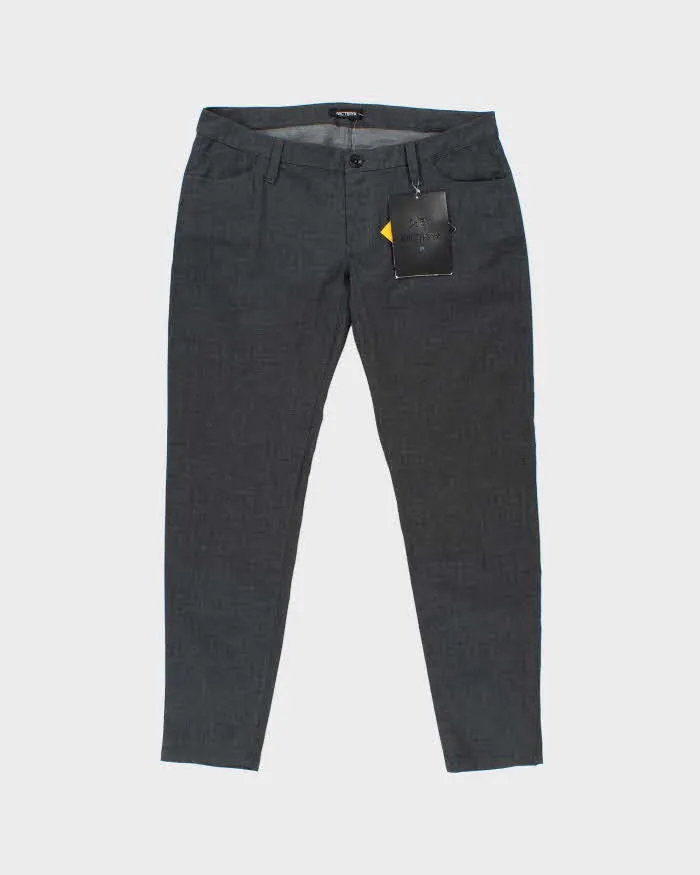 DSWT Arc'teryx A2B Commuter Pant 3XDry Women's Low Rise Slim Tapered Technical Trousers - W34 L30 sold by Rokit