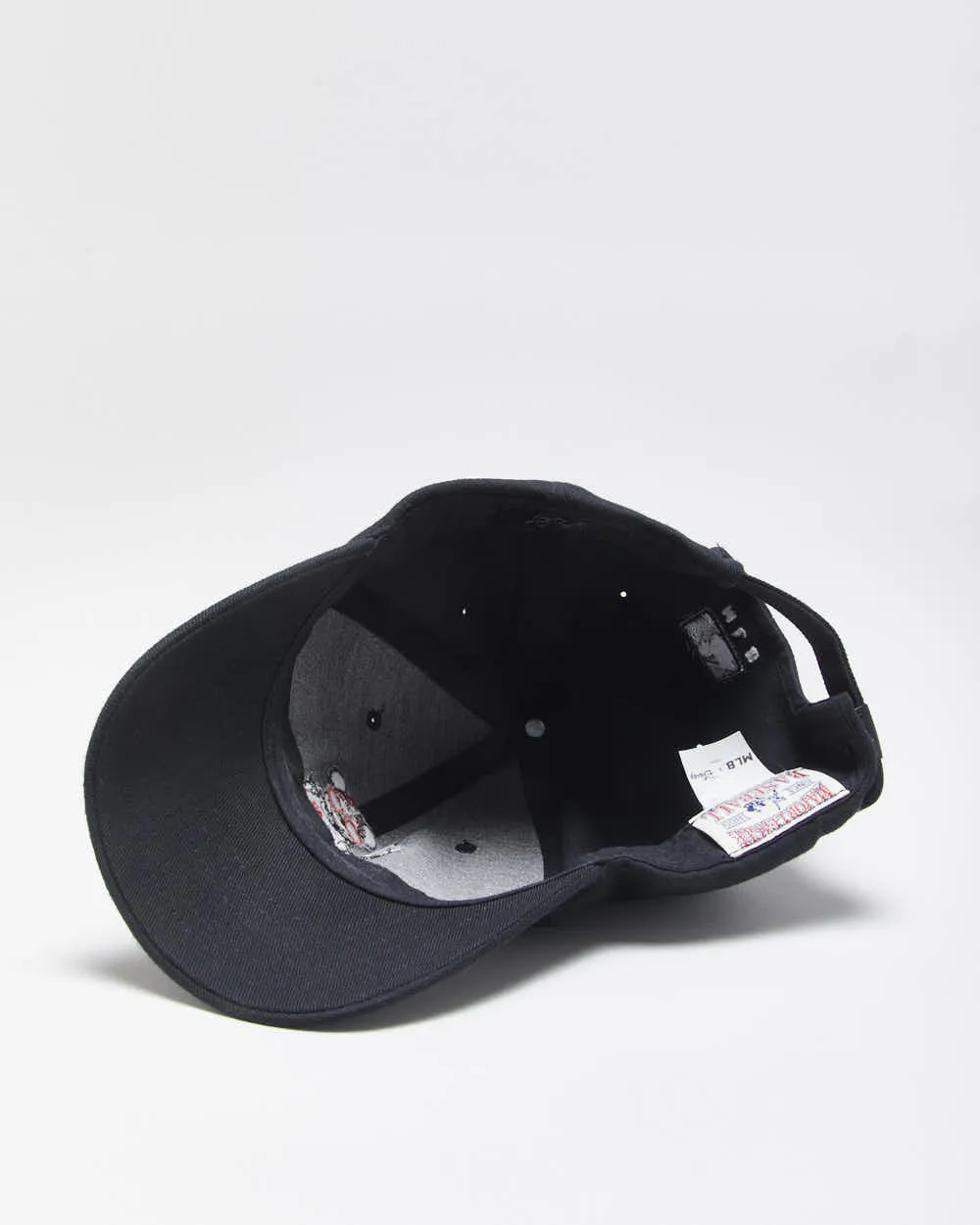 MLB X Disney New York Yankees Minnie Mouse Baseball Cap - OS sold by Rokit product image thumbnail 5