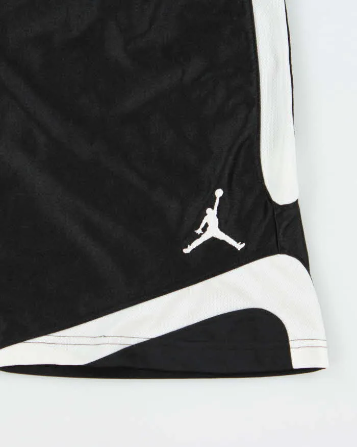 Vintage Nike Air Jordan Loose Fit Basketball Shorts - M sold by Rokit product image thumbnail 4