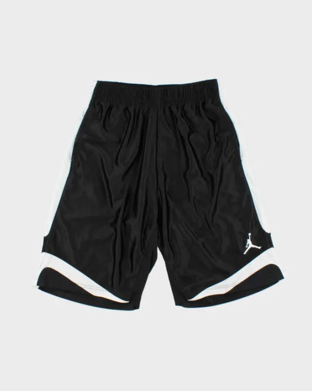 Vintage Nike Air Jordan Loose Fit Basketball Shorts - M made by Jordan