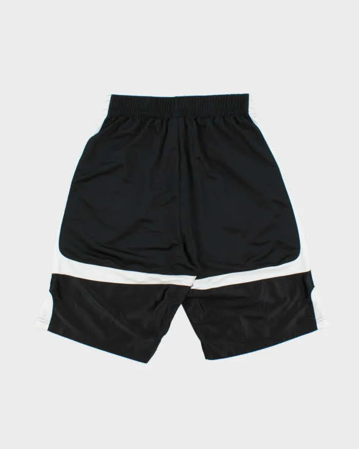 Vintage Nike Air Jordan Loose Fit Basketball Shorts - M sold by Rokit product image thumbnail 2