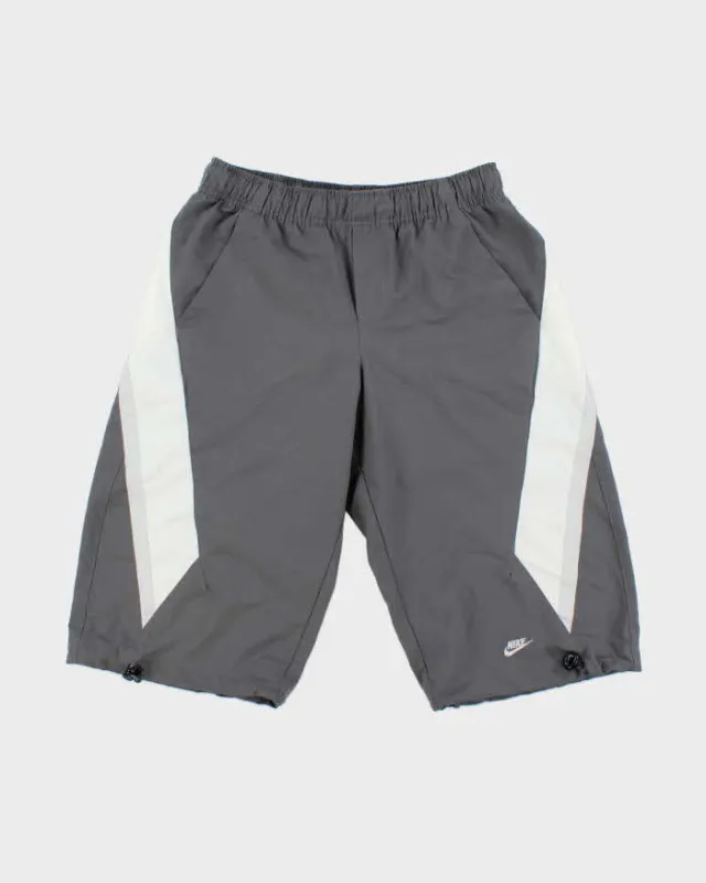 Vintage Y2K 00s Nike Embroidered Soft Shell Loose Fit Shorts - S made by Nike