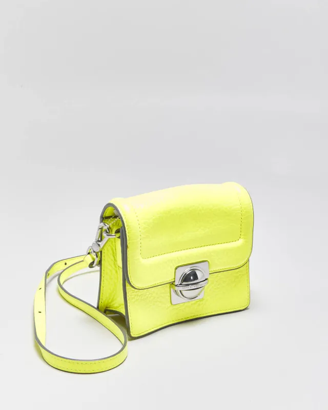 Vintage Marc By Marc Jacobs Schooly Jax Shoulder Bag made by Marc Jacobs