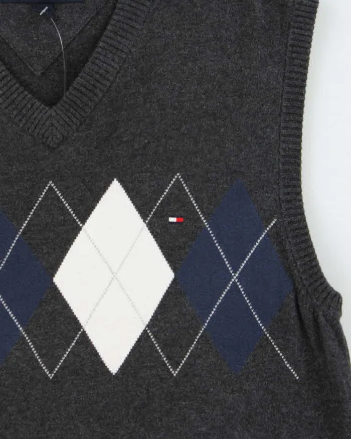 Vintage Tommy Hilfiger Argyle Sleeveless Knit Jumper - L sold by Rokit product image thumbnail 4