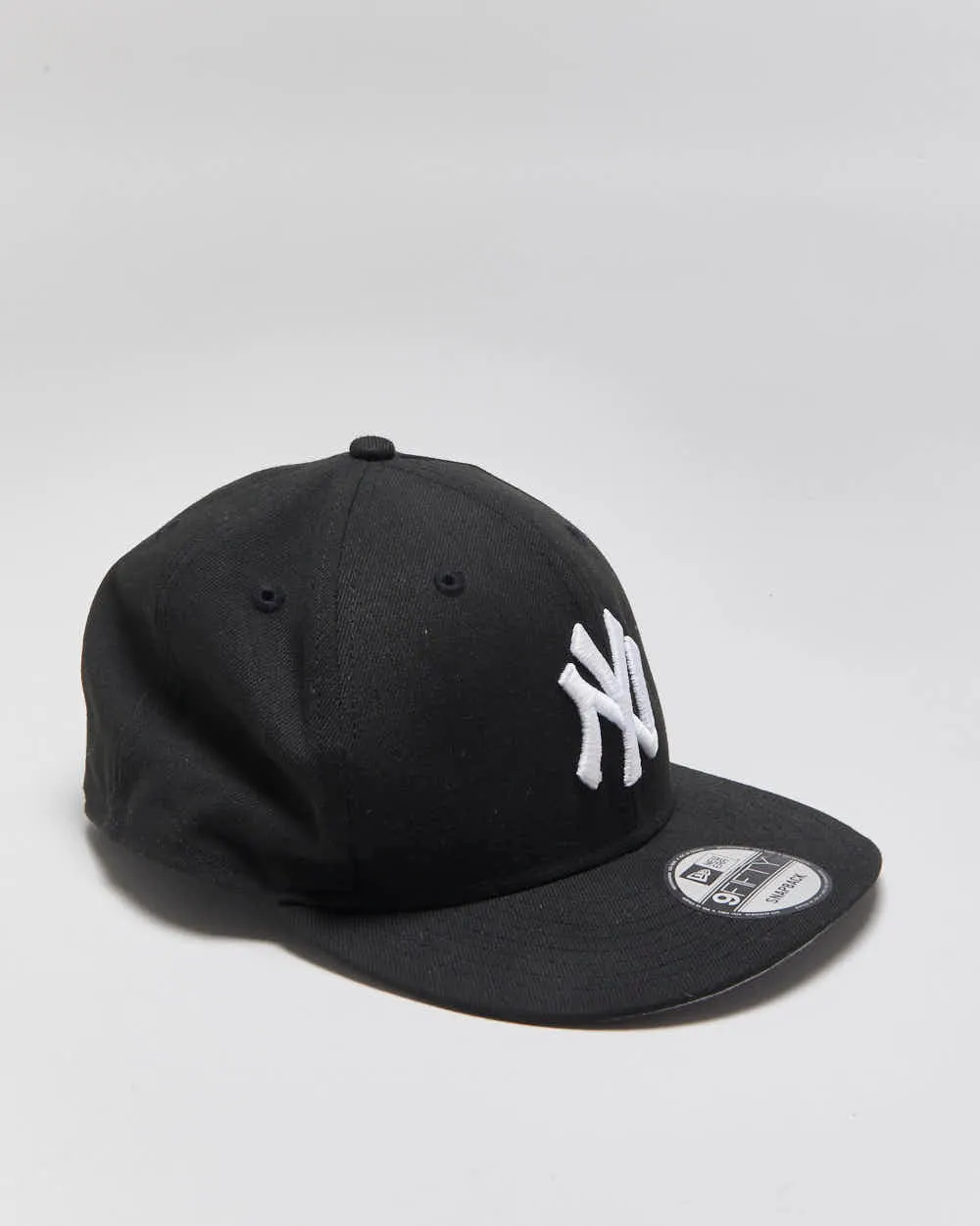 Vintage New Era 59Fifty New York Yankees MLB Snapback - OS sold by Rokit