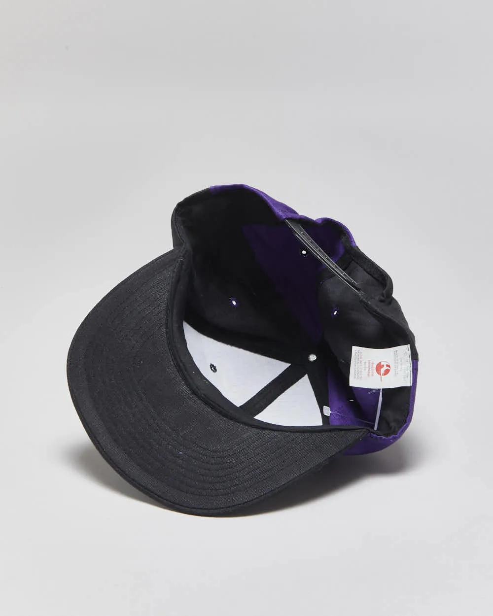 Vintage 1990s Ski-Doo Trackside Two-Tone Flat Bill Snapback - OS sold by Rokit product image thumbnail 5