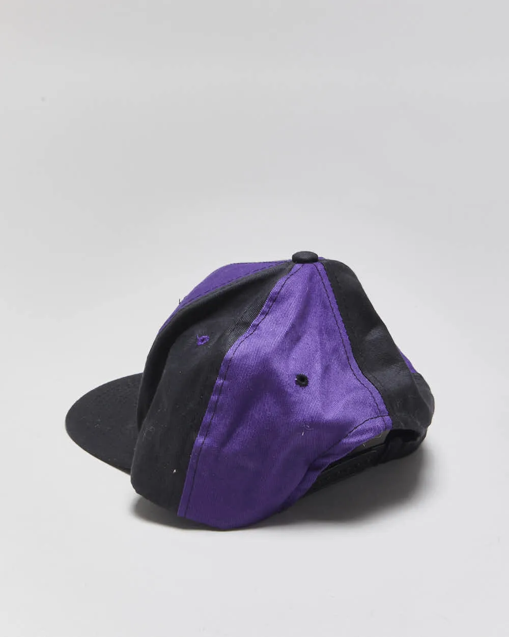 Vintage 1990s Ski-Doo Trackside Two-Tone Flat Bill Snapback - OS sold by Rokit product image thumbnail 2