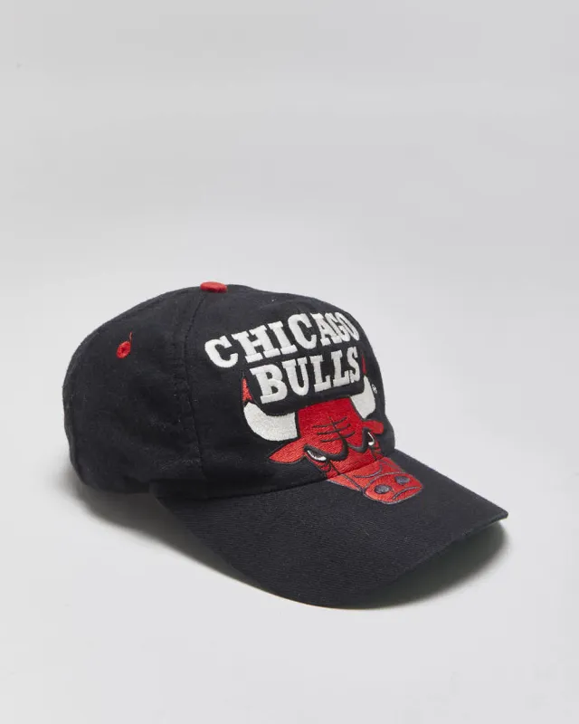 Vintage 1990s Chicago Bulls Official NBA Wool Blend Snapback - OS made by NBA