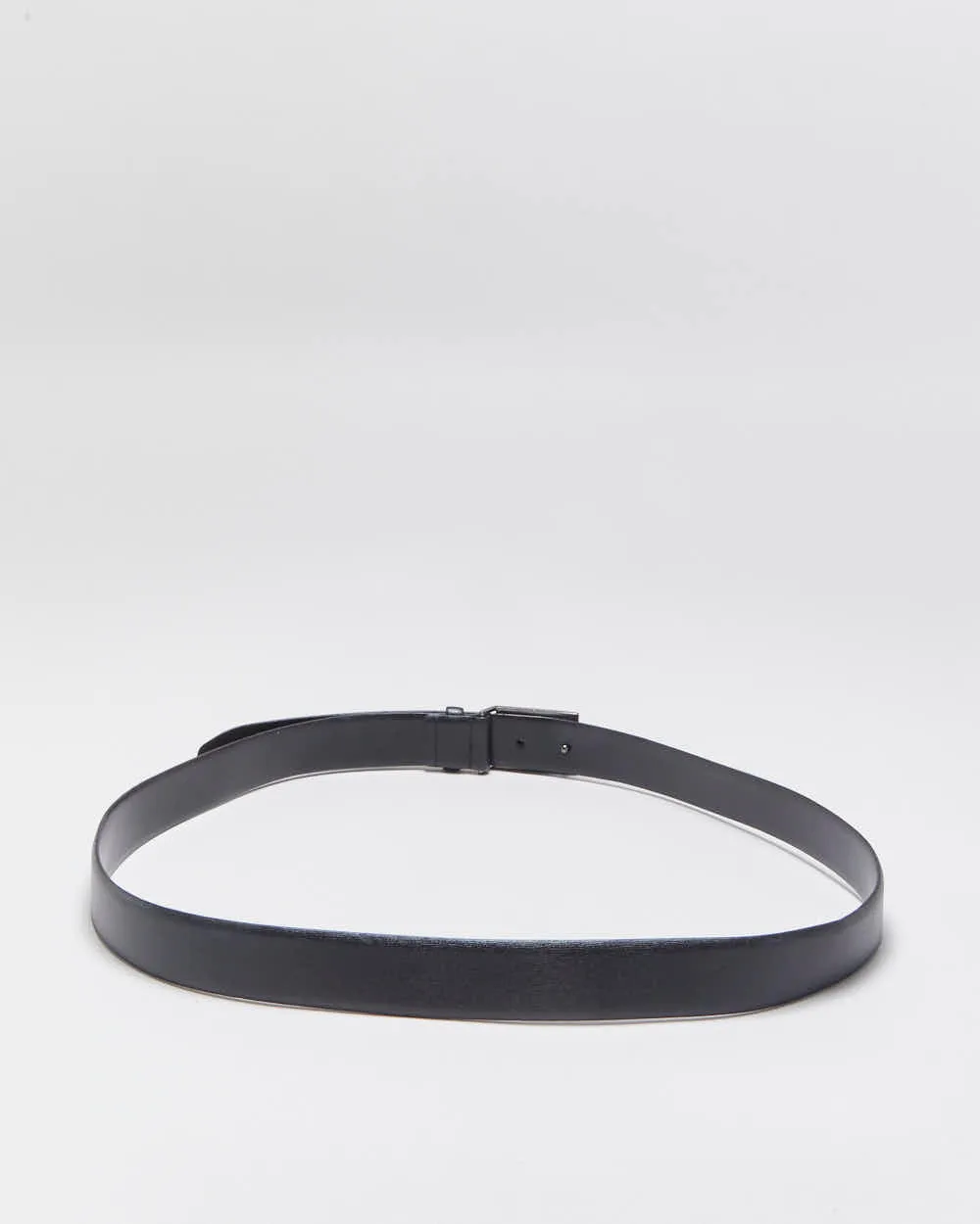 Vintage 00s Burberry Leather Belt - W36-W40 sold by Rokit product image thumbnail 3