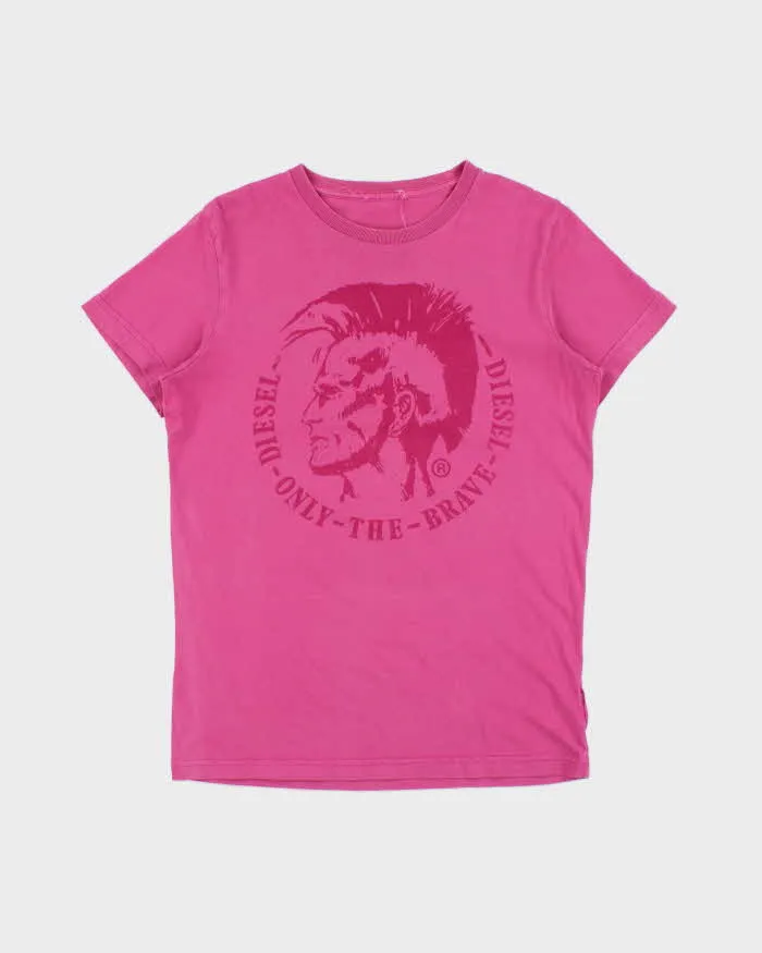 Vintage Y2K 00s Diesel Classic Dark Pink Slim Fit Crewneck T-Shirt - M sold by Rokit
