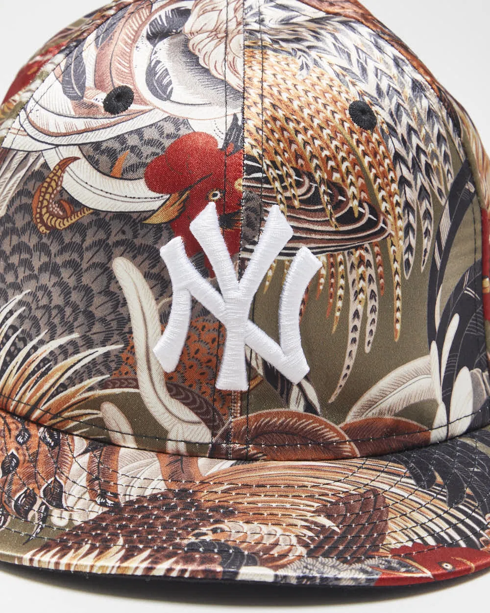 New Era 59Fifty x Jakuchu Ito NY Yankees Limited edition Japanese Satin Fitted Baseball Cap - 7 1/2 sold by Rokit product image thumbnail 3