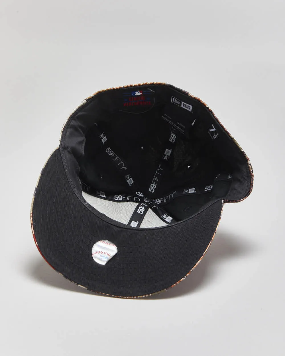 New Era 59Fifty x Jakuchu Ito NY Yankees Limited edition Japanese Satin Fitted Baseball Cap - 7 1/2 sold by Rokit product image thumbnail 5