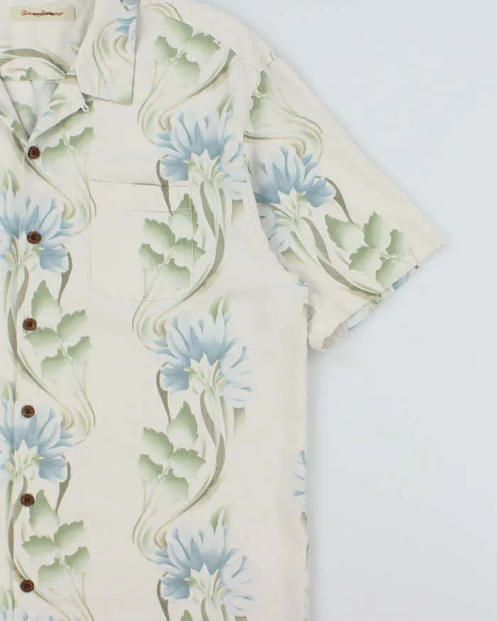 Vintage Y2K 00s Tommy Bahama Floral Silk Hawaiian Shirt - XL sold by Rokit product image thumbnail 3