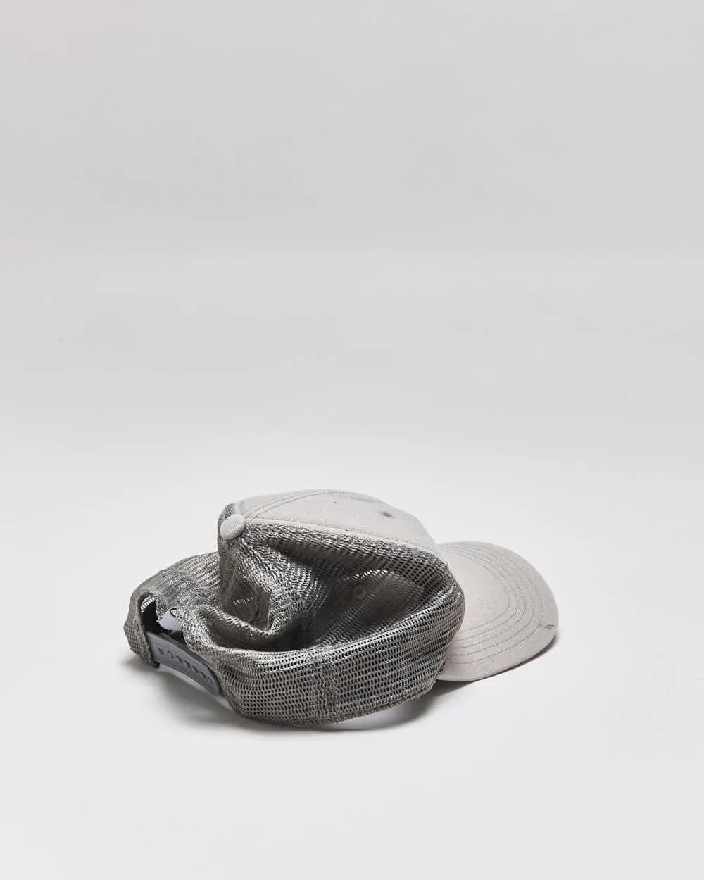 Vintage Carhartt Dunmore Canvas Embroidered Trucker Hat - OS sold by Rokit product image thumbnail 2