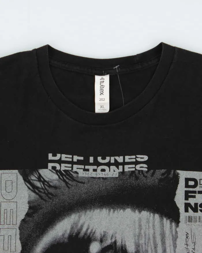 Vintage Deftones Saturday Night Wrist 2006 Tultex Crewneck T-Shirt - XL sold by Rokit product image thumbnail 5