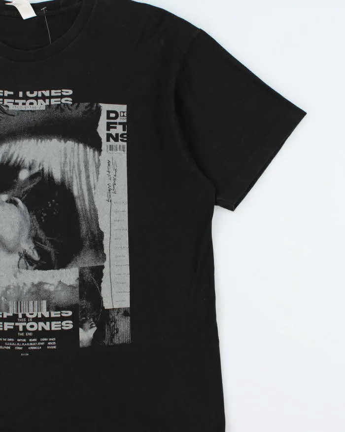 Vintage Deftones Saturday Night Wrist 2006 Tultex Crewneck T-Shirt - XL sold by Rokit product image thumbnail 3