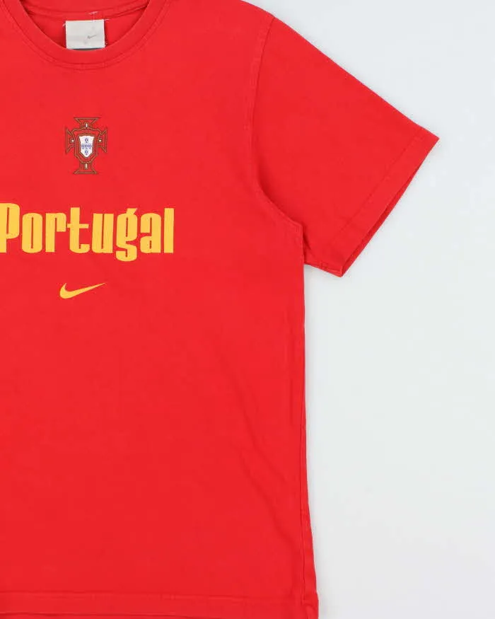 Vintage 2002 Y2K Nike Portugal Futebol #9 Pauleta Heavyweight Crewneck T-Shirt - S sold by Rokit product image thumbnail 3