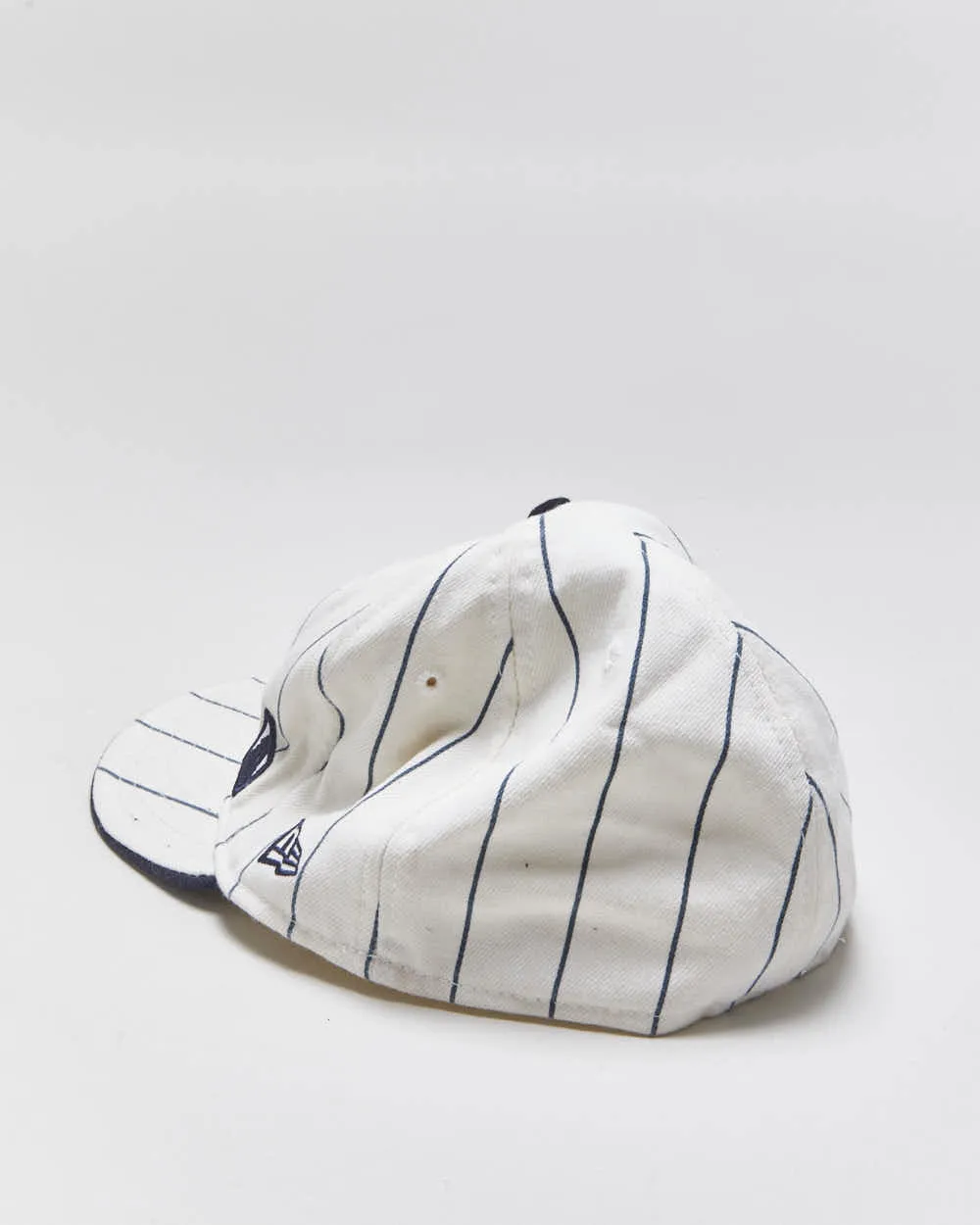Vintage Y2K 00s New Era 59Fifty NY Yankees Made In USA Wool Blend MLB Fitted Baseball Cap - 7 5/8 sold by Rokit product image thumbnail 2