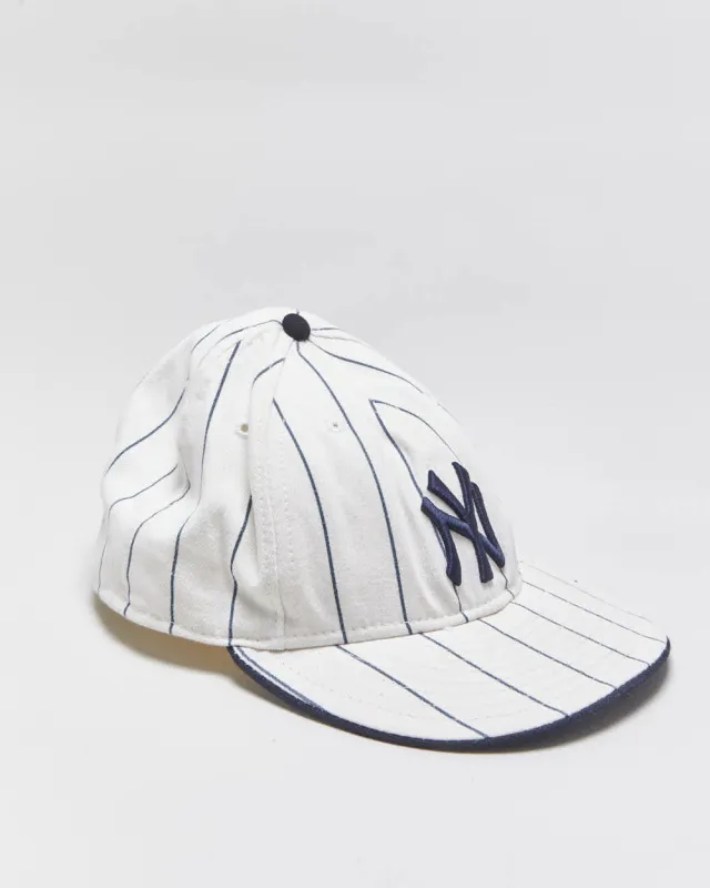 Vintage Y2K 00s New Era 59Fifty NY Yankees Made In USA Wool Blend MLB Fitted Baseball Cap - 7 5/8 made by Rokit