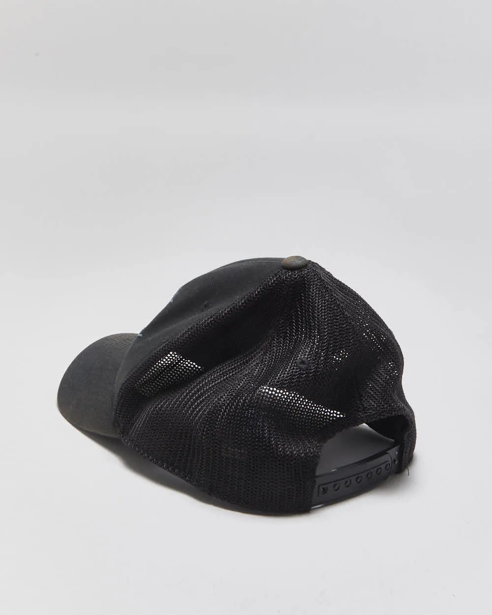 Vintage Arc'teryx Bird Word 110 FlexFit Curved Trucker Hat - OS sold by Rokit product image thumbnail 2