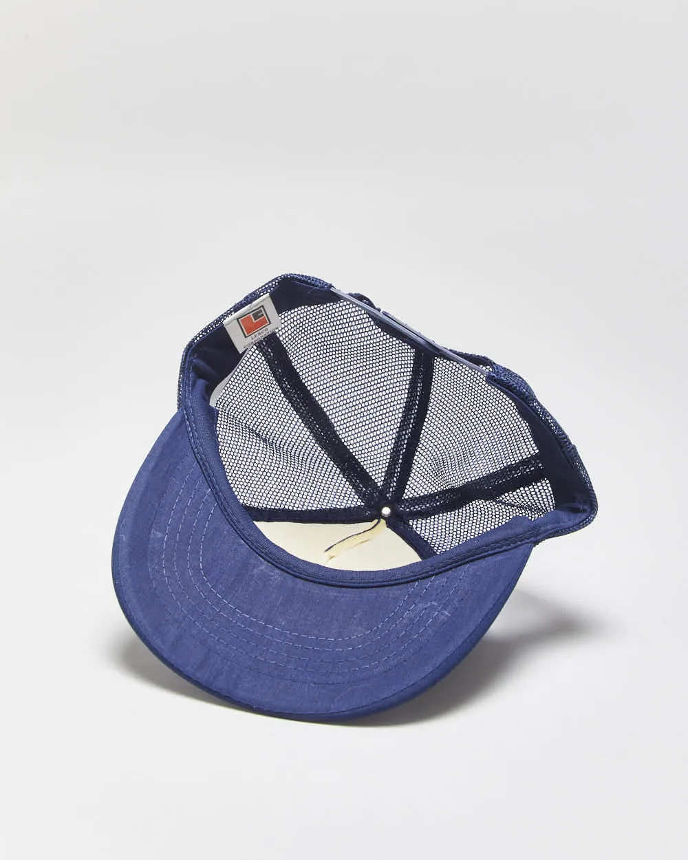 DS Vintage 1990s Locker Room Saloon Detroit Trucker Hat - OS sold by Rokit product image thumbnail 5