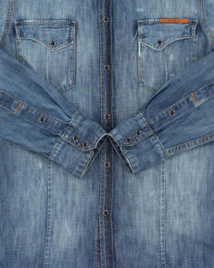 Vintage Y2k 2000s True Religion Denim Long Sleeve Snap Button Shirt - L sold by Rokit product image thumbnail 4