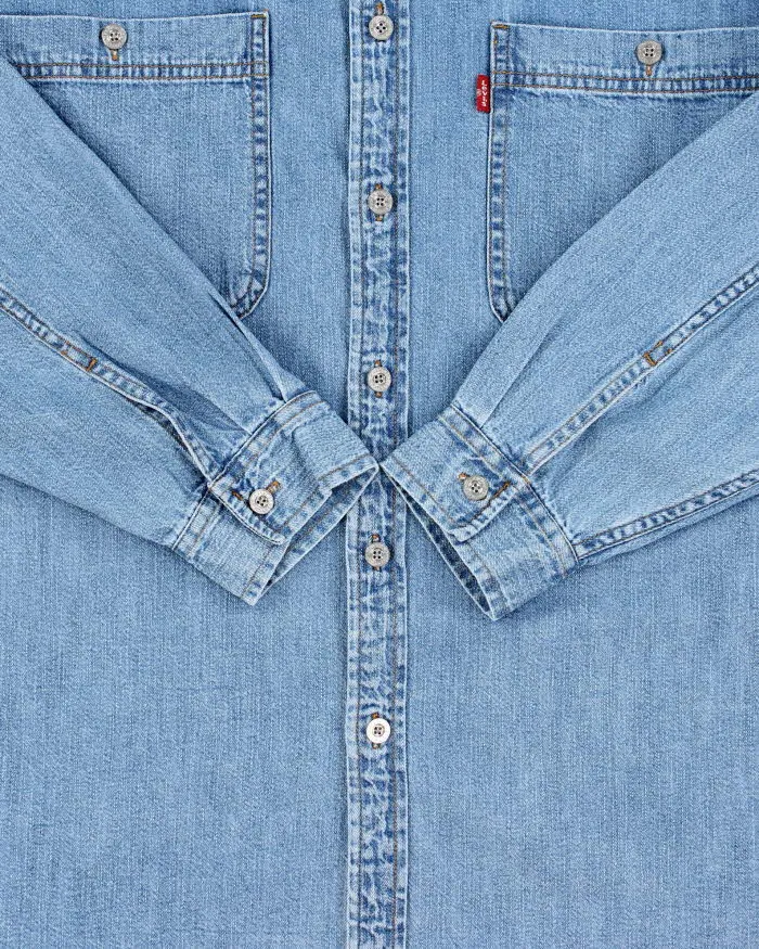 Vintage 2000s Levi's Oversized Denim Long Sleeve Shirt - M sold by Rokit product image thumbnail 4